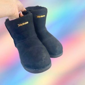 Black Juicy Couture Low Uggs Furry Black Boots